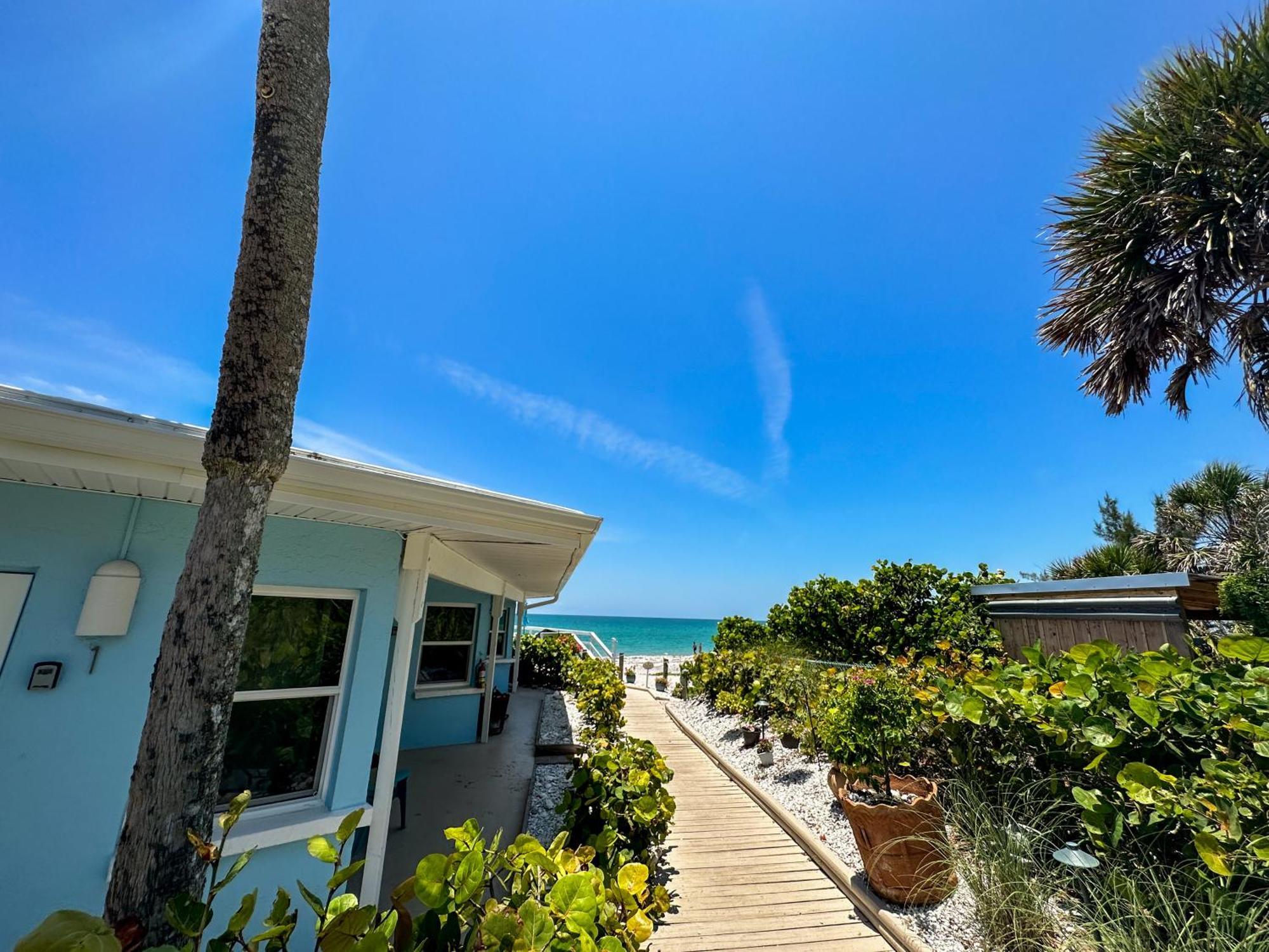 Pearl Beach Inn Englewood Eksteriør bilde