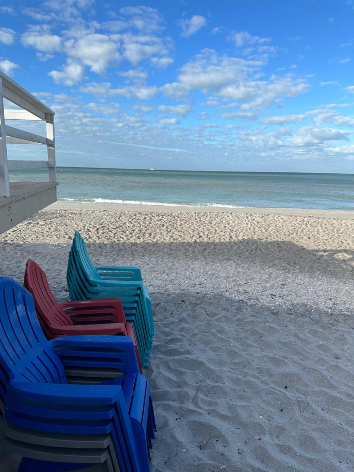 Pearl Beach Inn Englewood Eksteriør bilde
