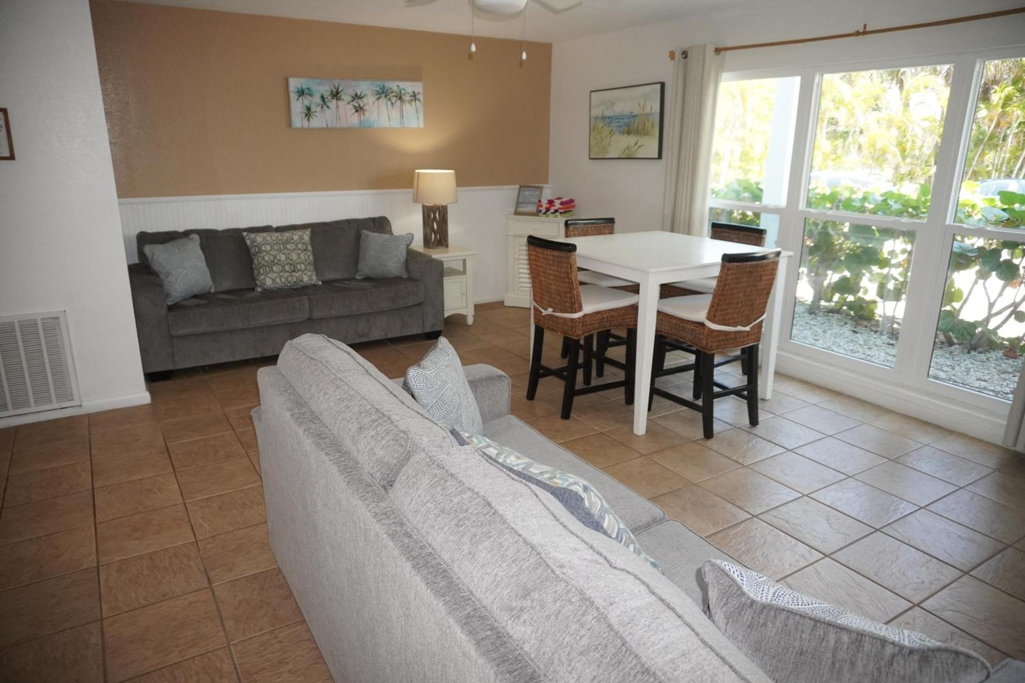 Pearl Beach Inn Englewood Eksteriør bilde